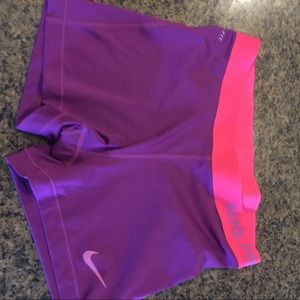 Nike pro shorts size large